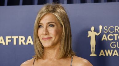 Jennifer Aniston сподели своя детска снимка за рождения си ден