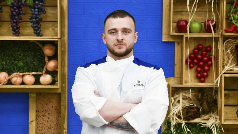 Какво знаем за участниците от Синия отбор на Hell's Kitchen 7