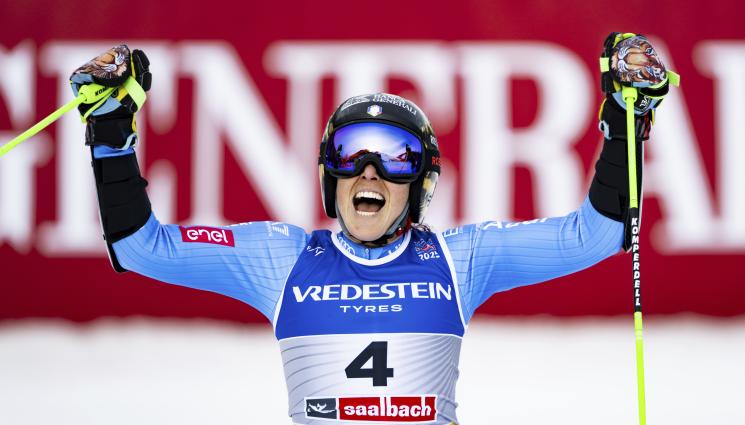 Федерика Бриньоне - Федерика Бриньоне отнесе конкуренцията в гигантския слалом в Заалбах