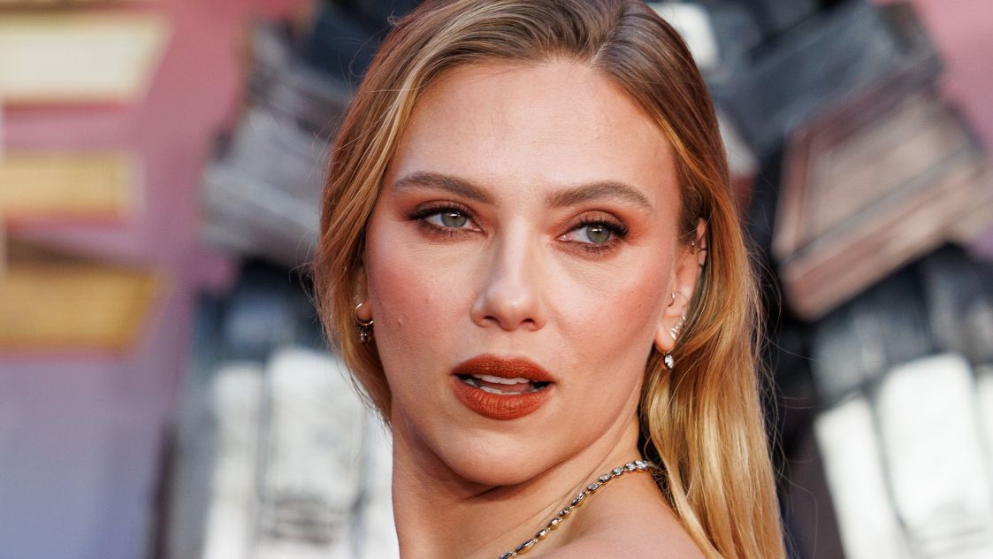 Scarlet Johansson: "Призовавам правителството на САЩ да ограничи използването на AI"