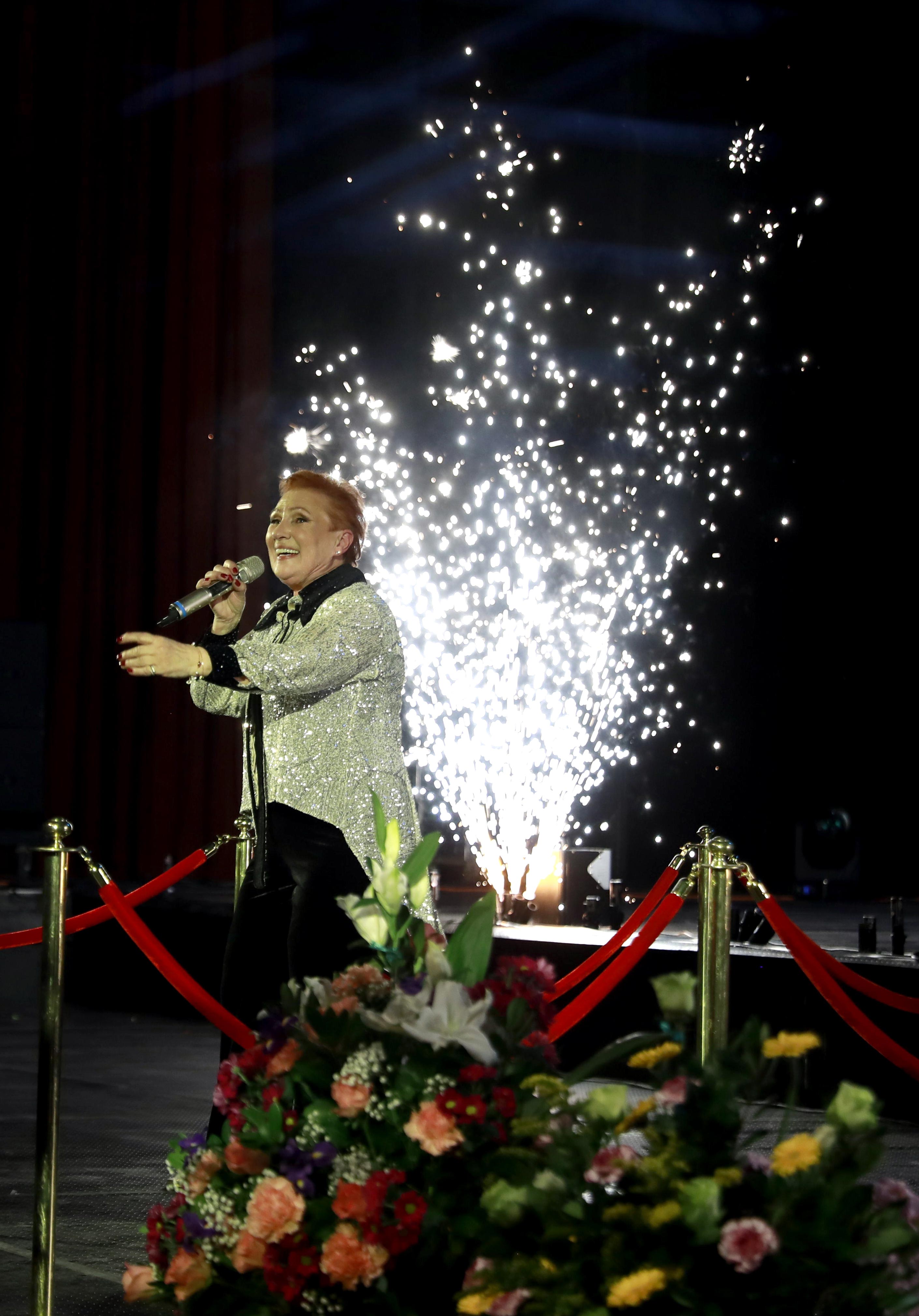 концерт Мая Нешкова