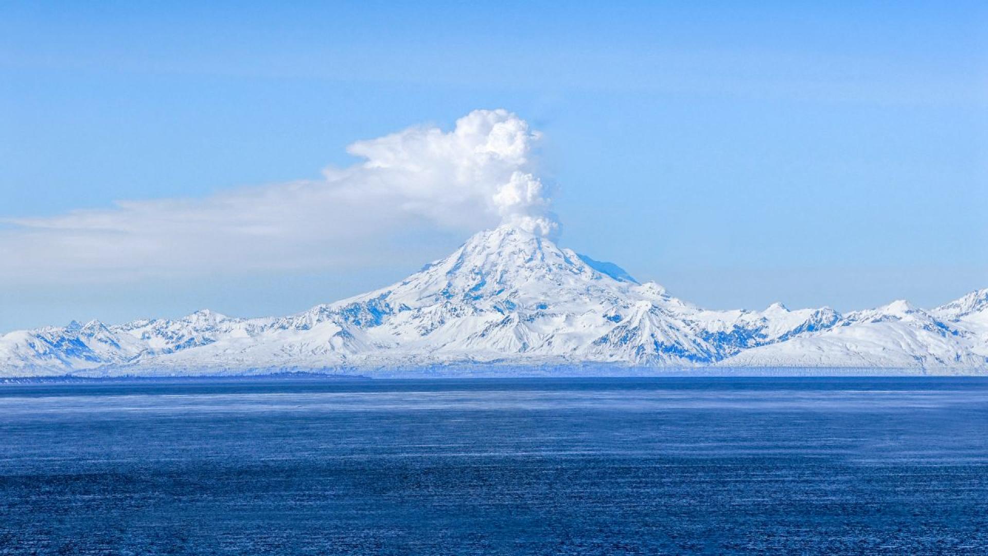 Суша която преди е била обвита в ледника Алсек в