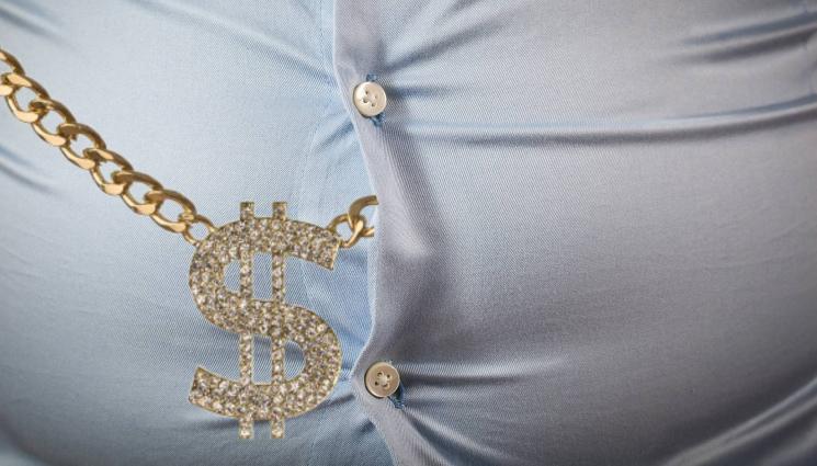 шкембе злато - ПОГАЛИ ГО ЛУКСЪТ: Мъж си направи златно шкембе (СНИМКИ)