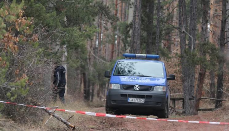 д - ТЪРСЯТ ГИ ВТОРИ ДЕН: Няма следа от изчезналите майка и 7-годишния ѝ син