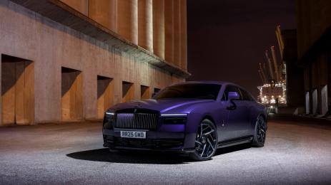 Със своите 659 к.с. новият Black Badge Spectre е най-мощният Rolls-Royce в историята