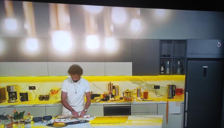 в кухнята на его - ЗЛАТНО ВРЕМЕ: В кухнята на „Его”: Умряла риба във водорасли (РЕЦЕПТА)