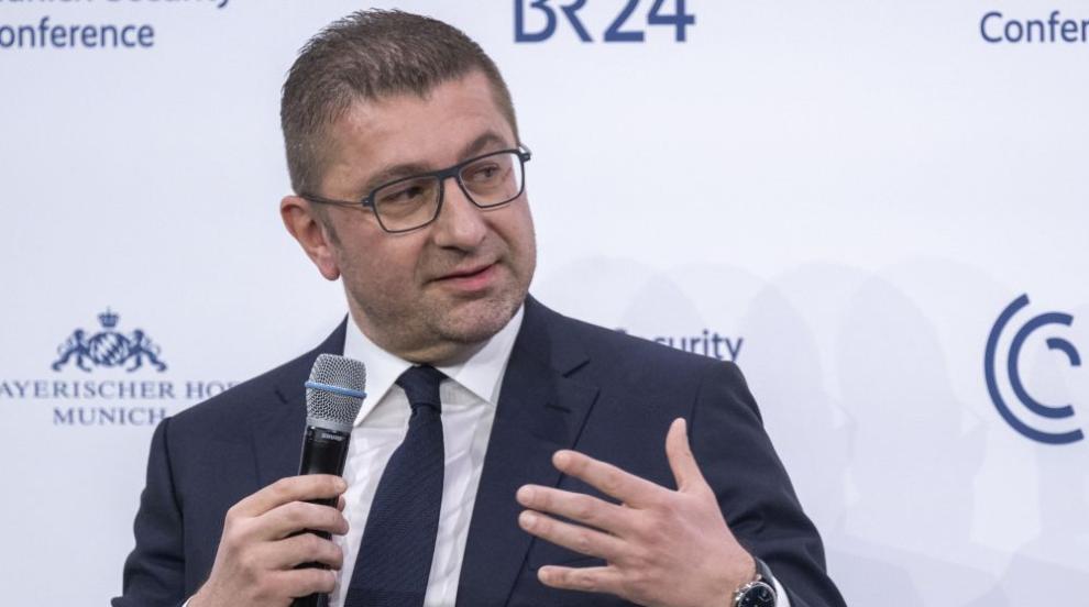 Мицкоски: Разговори между София и Скопие са възможни на срещата на НАТО в Хага