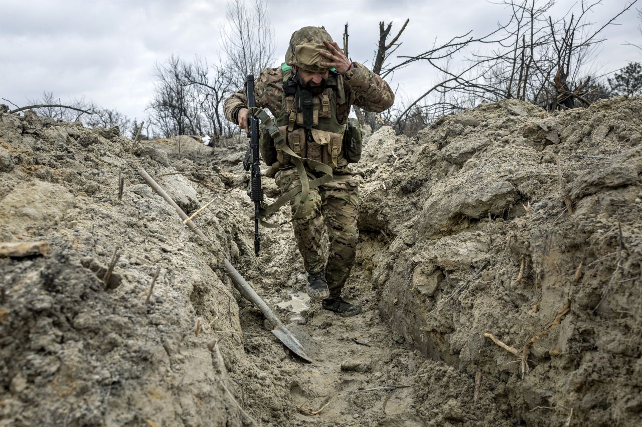 <p>3 години от нахлуването на Русия в Украйна</p>