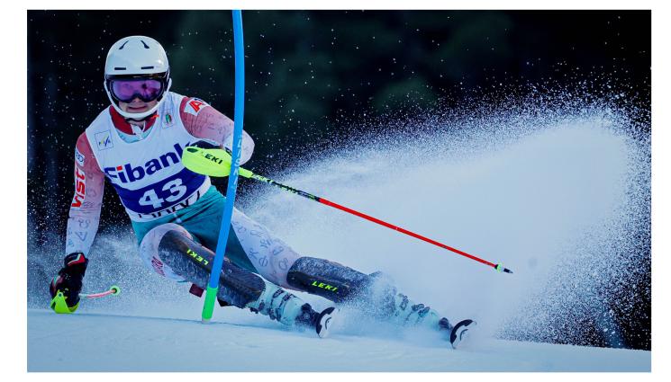 Константин Стоилов ски - Ски национал, участвал на световното в Заалбах, взе 2 титли за 2 дни в Румъния