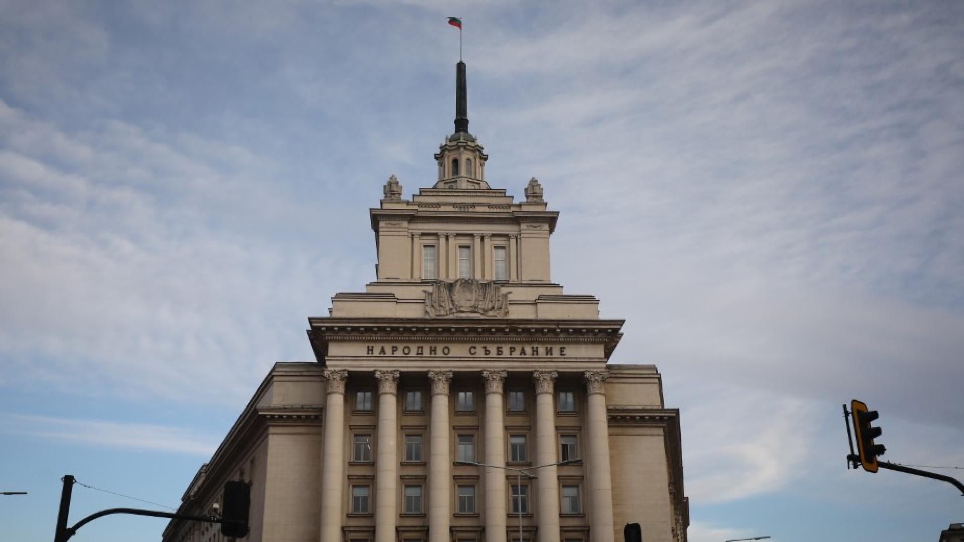 Вразгара на съдебната битка за оспорване на резултатите от изборите