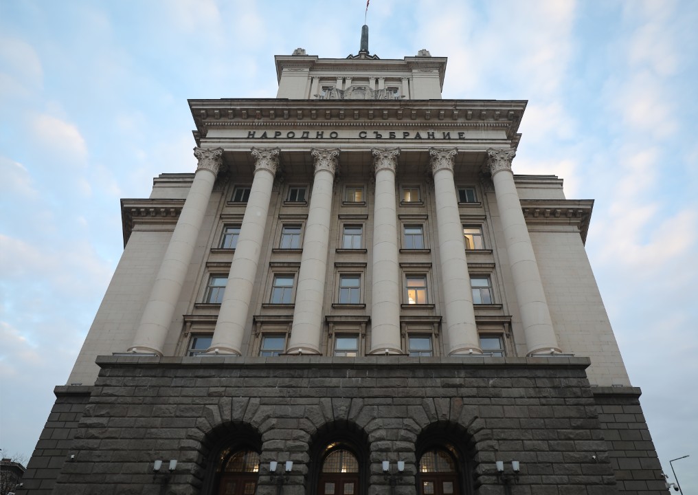 Комисията по енергетика преодоля ветото на Радев