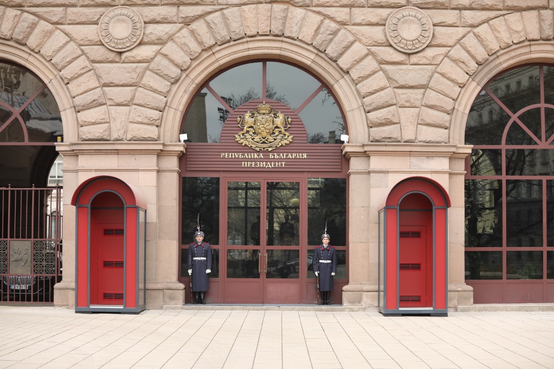 Президентът Радев посрещна ливанския си колега Жозеф Аун в София