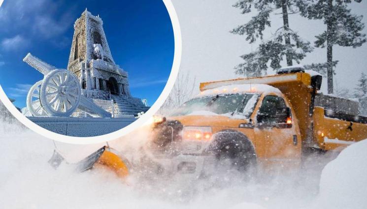 шипка сняг - ПРЕДИ ТРЕТИ МАРТ: Машини и хора се борят с двуметрови преспи под Шипка