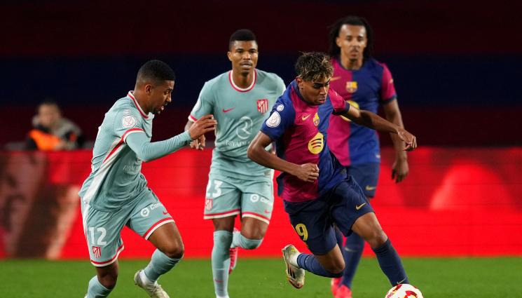 Барселона Атлетико - МАЧЪТ НА ГОДИНАТА? Барселона и Атлетико Мадрид завършиха 4:4 в невероятен полуфинал за Купата на Краля