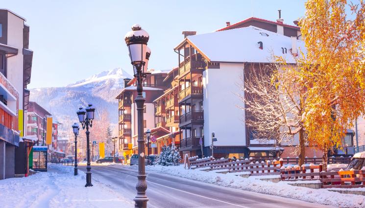 Банско - АКЦИЯ НА НАП: Хотели в зимните ни курорти крият приходи!