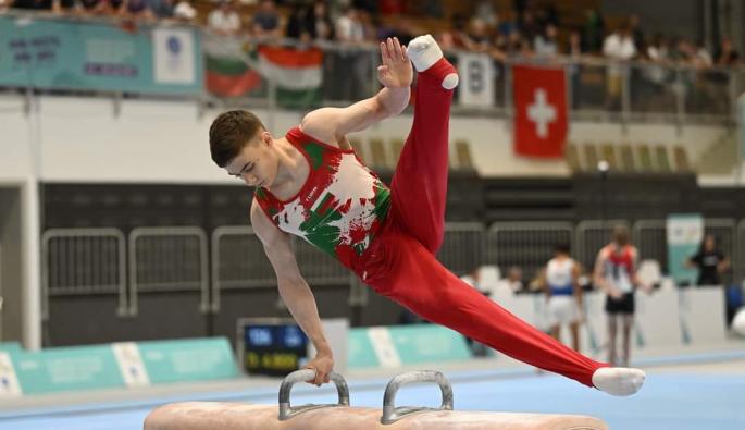 Давид Иванов спортна гимнастика