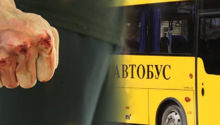училищен автобус бой - ТОТАЛЕН АБСУРД: Страшен екшън с училищен автобус!