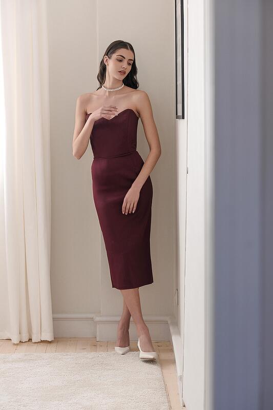 черна рокля