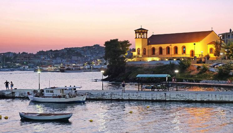 Халкидики - РЪСЯТ МИЛИОНИ: Българи и сърби разграбват Халкидики!