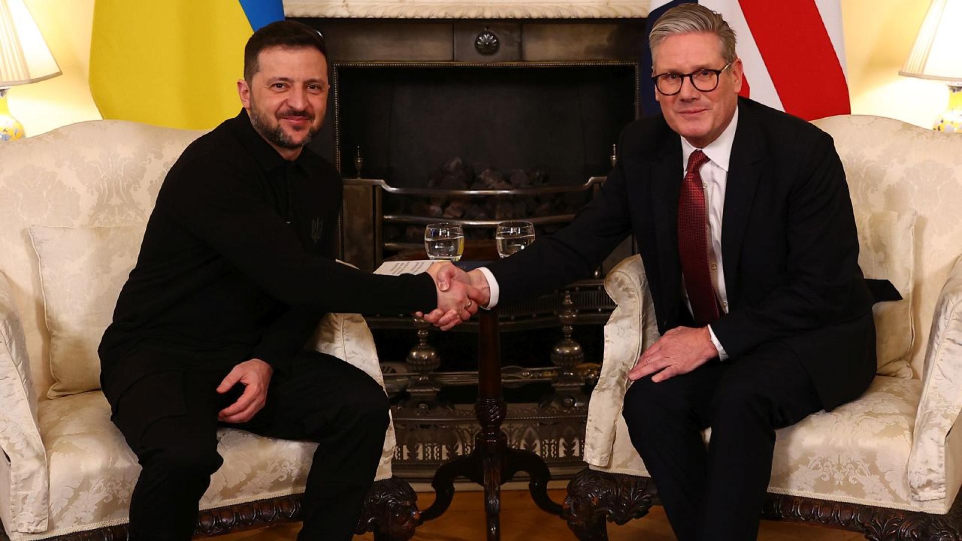 Великобритания и Франция ще работят с Украйна по план за