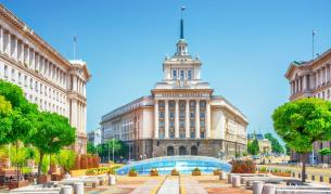Казусът с държавните имоти: Карта, вето и политически спорове