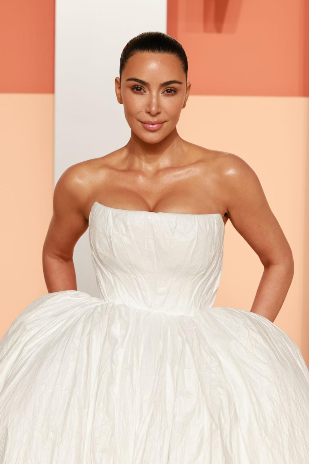  Ким Карадшиян 