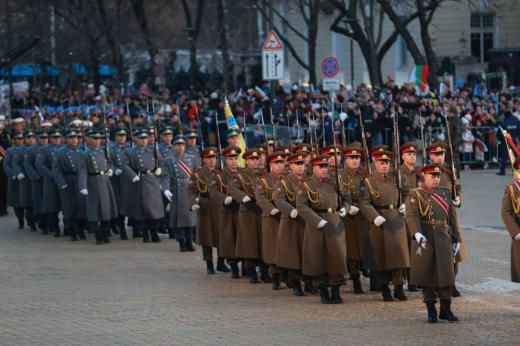 3 март