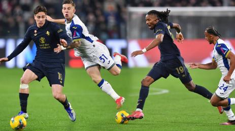 Ювентус Верона Тюрам