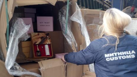 фалшиви парфюми