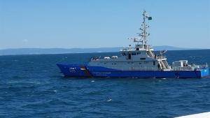 Граничният полицейски кораб Обзор участва в операция по спасяване на