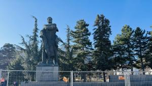 паметник Христо Ботев ремонт Враца