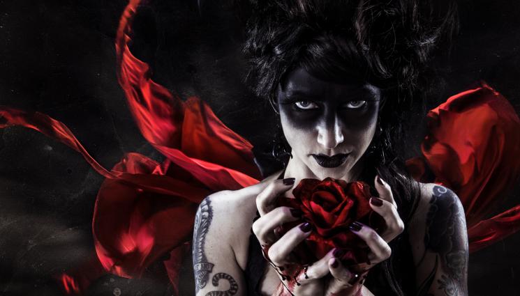 фатална жена - ВНИМАВАЙ КАКВО СИ ПОЖЕЛАВАШ: Фатални жени изцеждат мъжката сила!