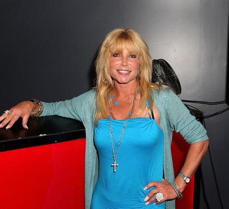 Холивуд загуби още една звезда – Памела Бах позната на