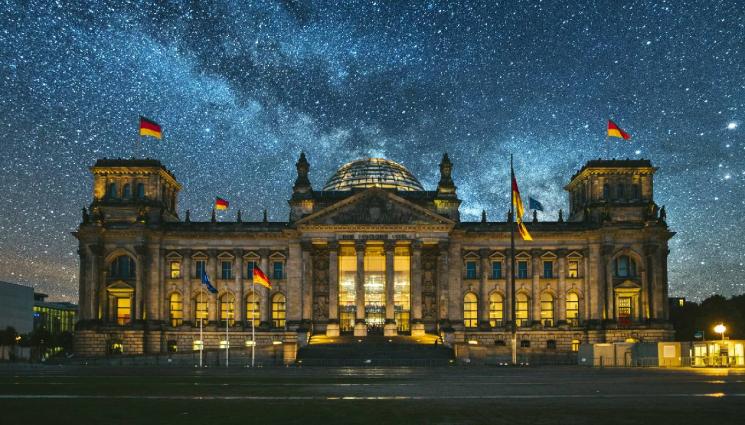 Райхстаг - Споразумение за коалиционно управление на Германия между консерватори и социалдемократи