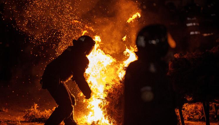 румъния протест - НАПРЕЖЕНИЕТО ЕСКАЛИРА! Хаос и сблъсъци в Румъния (СНИМКИ)