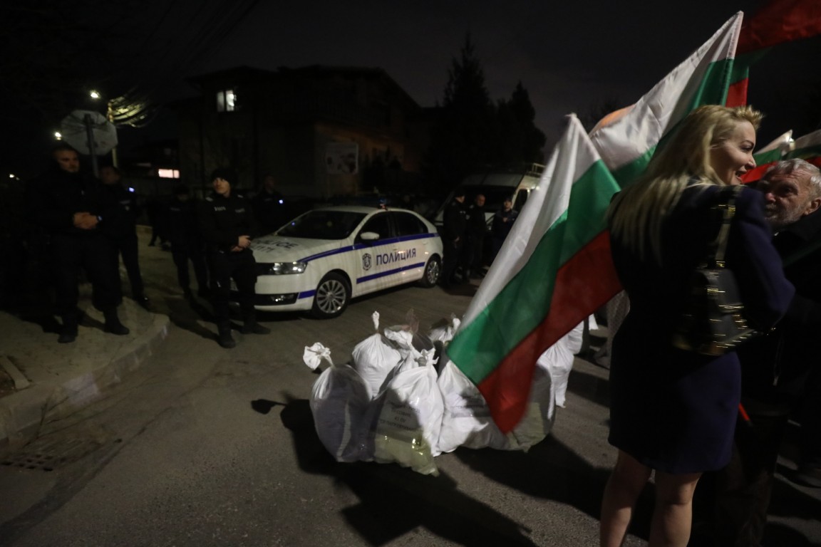 Протестен автопоход на „Величие“
