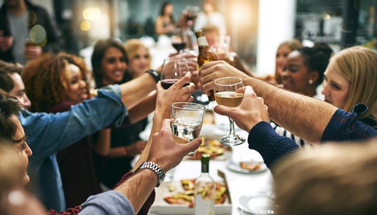 кръчма - 100 лева за МариаМед в кръчмата! (ВИДЕО)