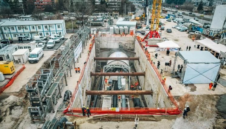 метрото - Дават 174 млн. индексация на строителите на метрото