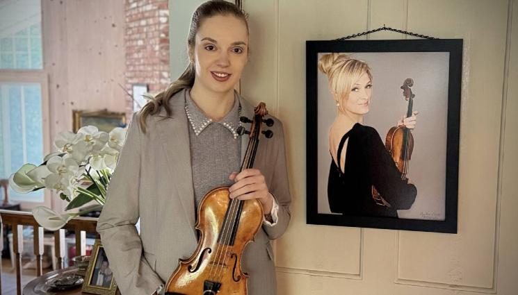 Зорница Иларионова със златната цигулка - Последната златна цигулка се връща у нас!