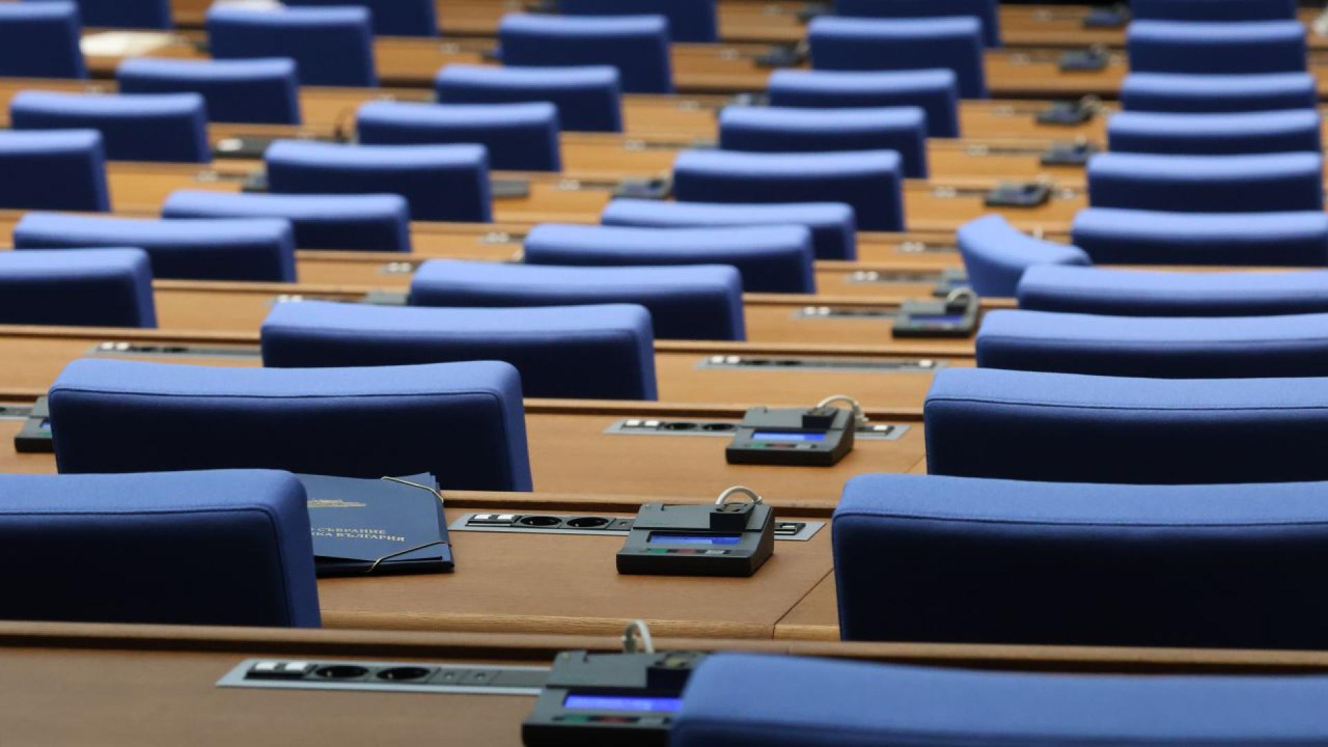 Конституционният съд реши законни ли бяха изборите на 27 октомври и