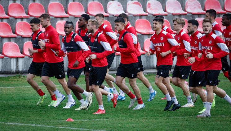 ЦСКА - ЦСКА се изпъчи с нов модерен терен на базата в Панчарево