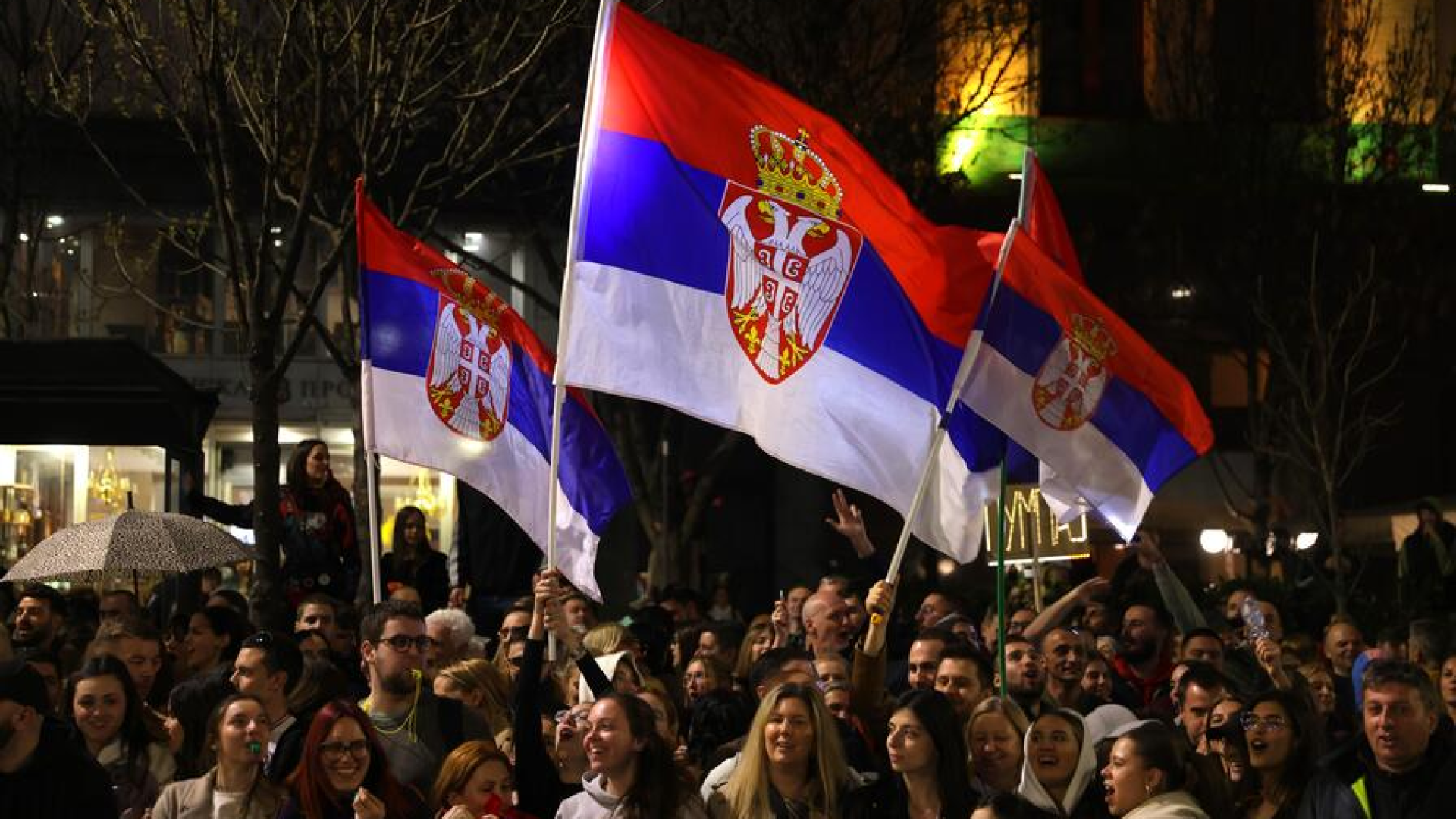 Лидерът на управляващата Сръбска прогресивна партия Милош Вучевич обяви че