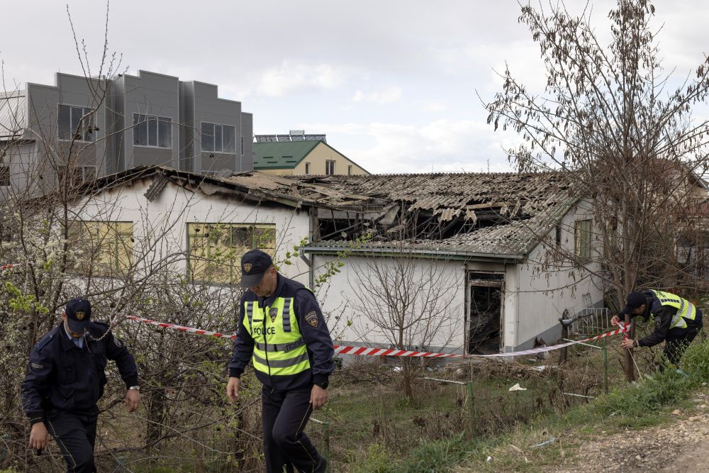 Опожарената дискотека в Кочани