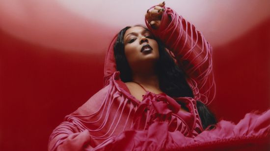 Lizzo сподели сингъла „Still Bad"