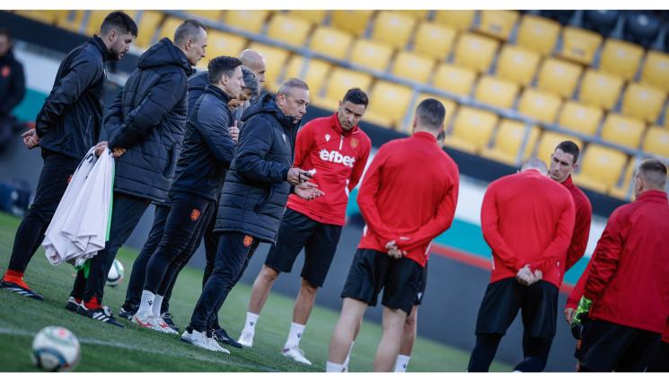 Илиан Илиев национален отбор бараж - Илиан: Да не дърпаме дявола за опашката!