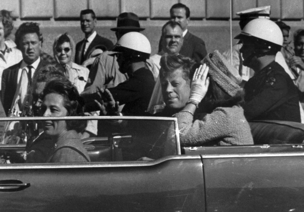 Жената, която предвиди убийството на Кенеди — историята на Джийн Диксън