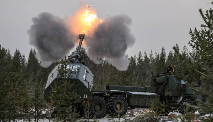 артилерия - Кая Калас призова ЕС да предостави 5 милиарда евро на Украйна за снаряди