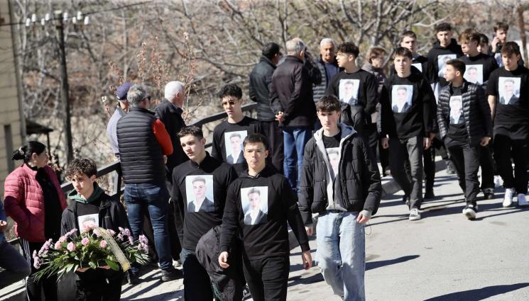 Северна Македония Кочани - ПОСЛЕДНО СБОГОМ: Северна Македония се прости с жертвите в Кочани! (ГАЛЕРИЯ+ВИДЕО)
