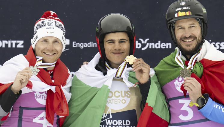 Тервел Замфиров - УНИКАЛЕН УСПЕХ: Тервел Замфиров е световен шампион и за мъже!