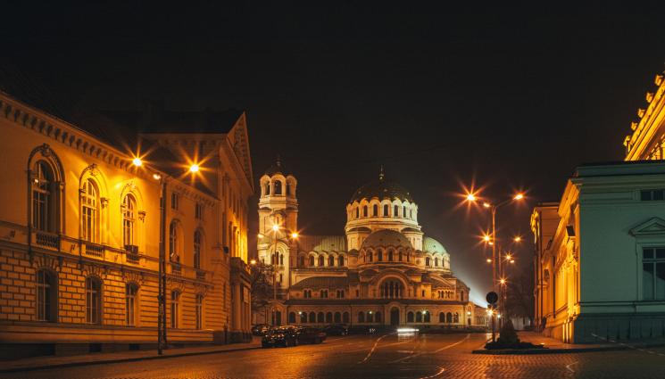 софия нощ - ЧЕРВЕНАТА ЗОНА: 5 лв. на час за нощно паркиране в София!